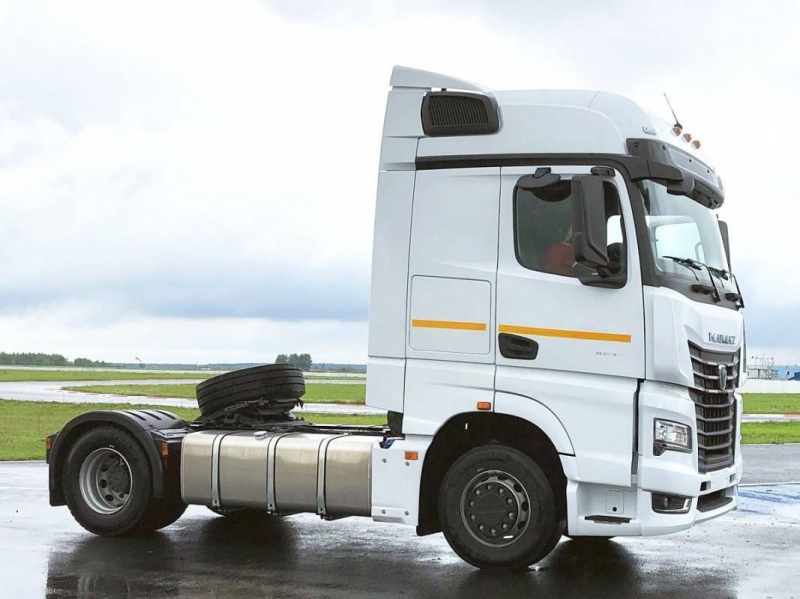 54901-004-92 Тягач КАМАЗ